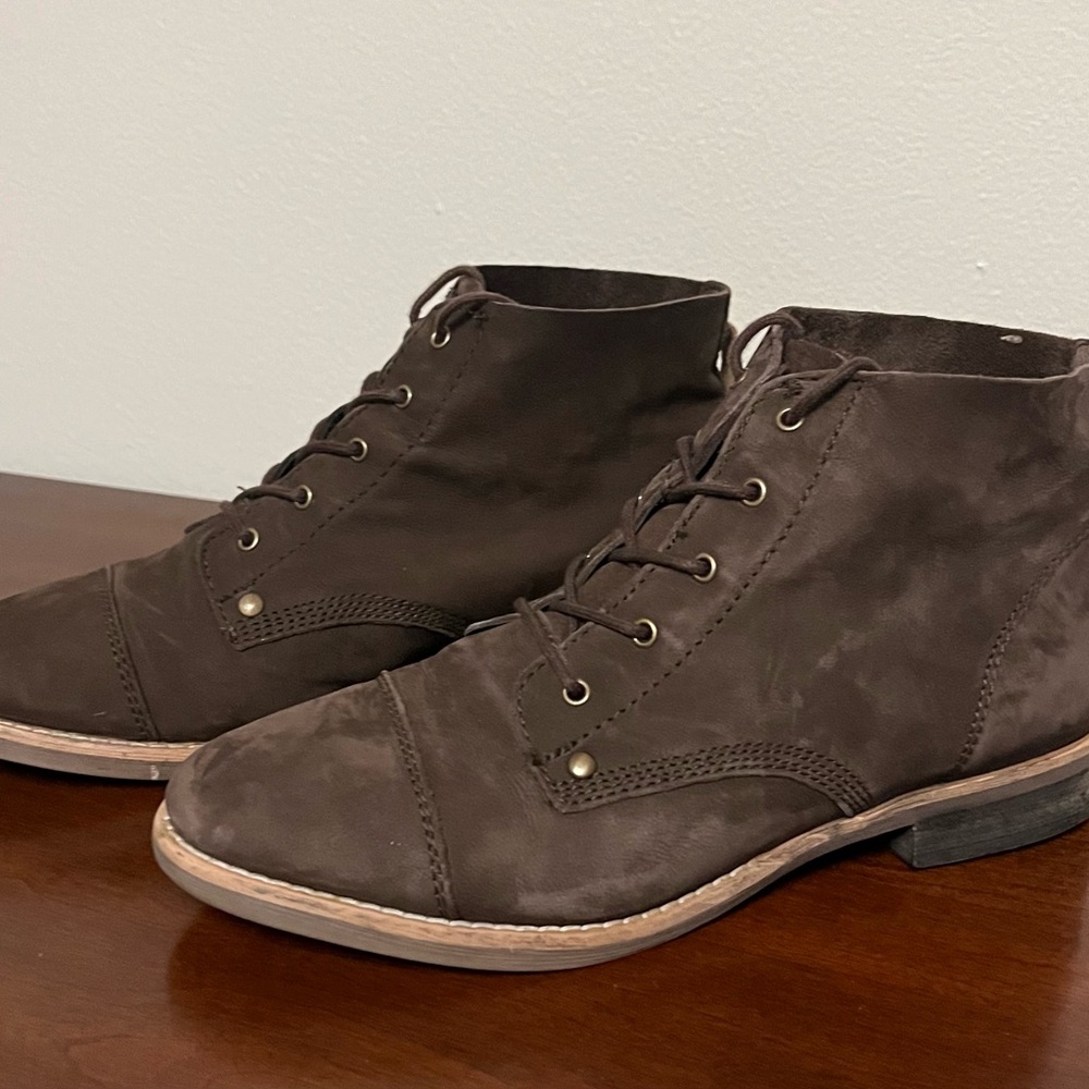 Diba Brown Lace-Up Boots in suede